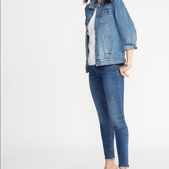 Old Navy Boyfriend Trucker Jean Jacket - Picture 7 of 14